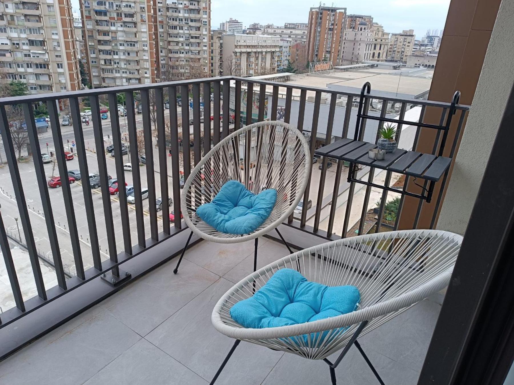 Anika Luxury Apartment At Diamond Center Skopje Exterior photo
