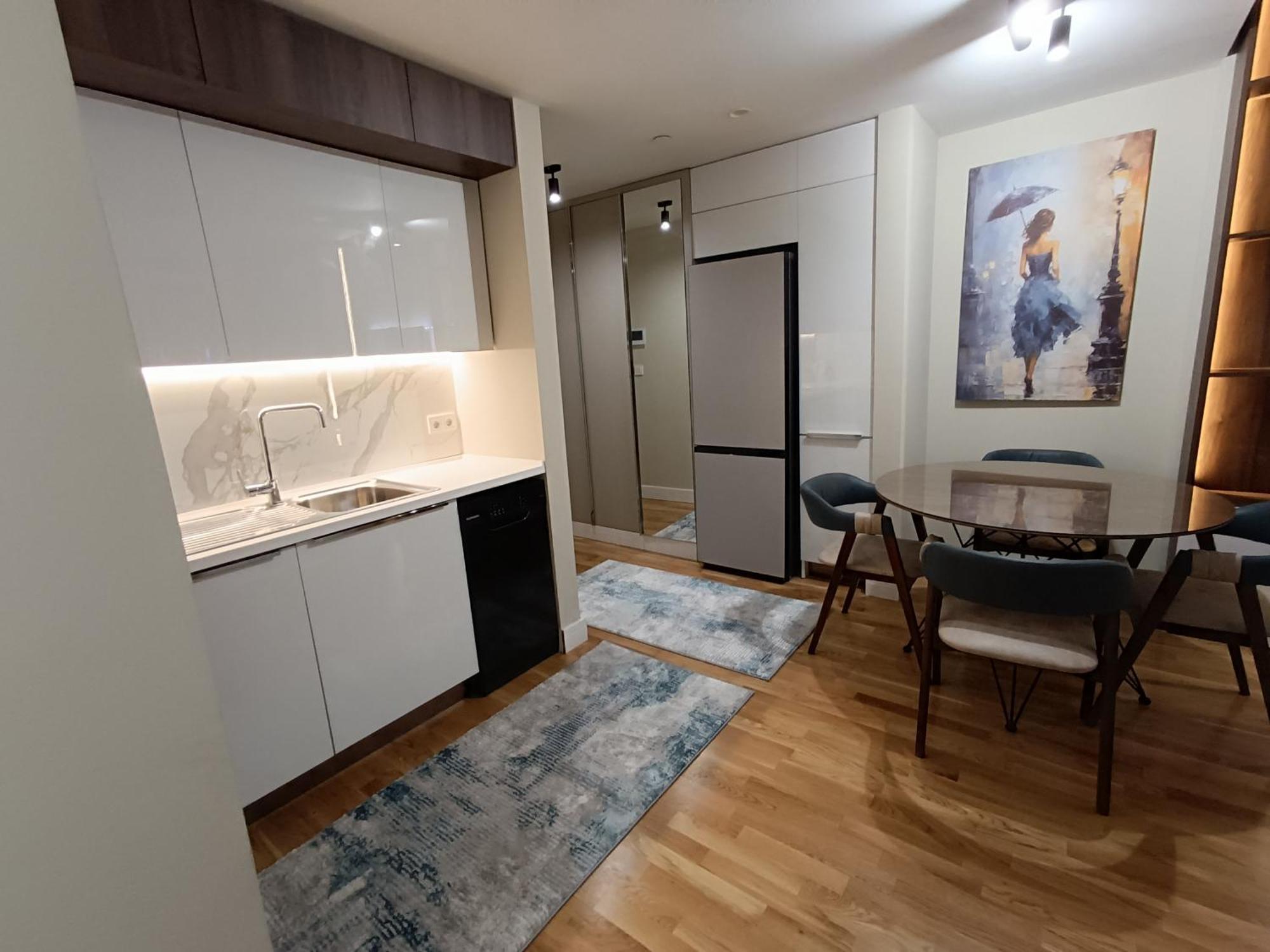 Anika Luxury Apartment At Diamond Center Skopje Exterior photo