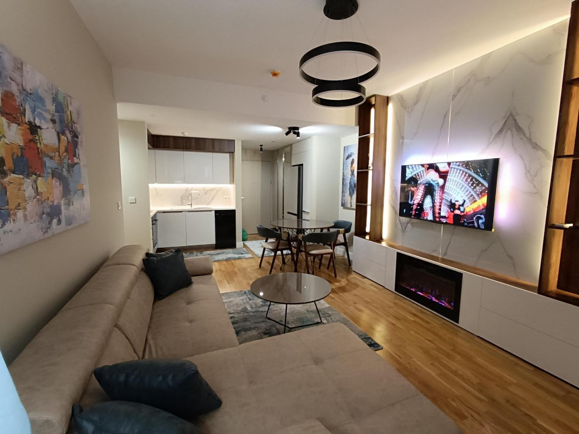 Anika Luxury Apartment At Diamond Center Skopje Exterior photo
