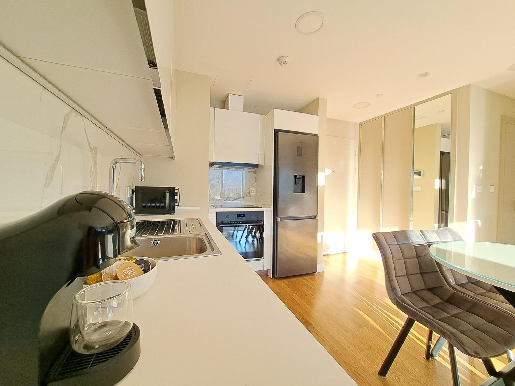 Anika Luxury Apartment At Diamond Center Skopje Exterior photo