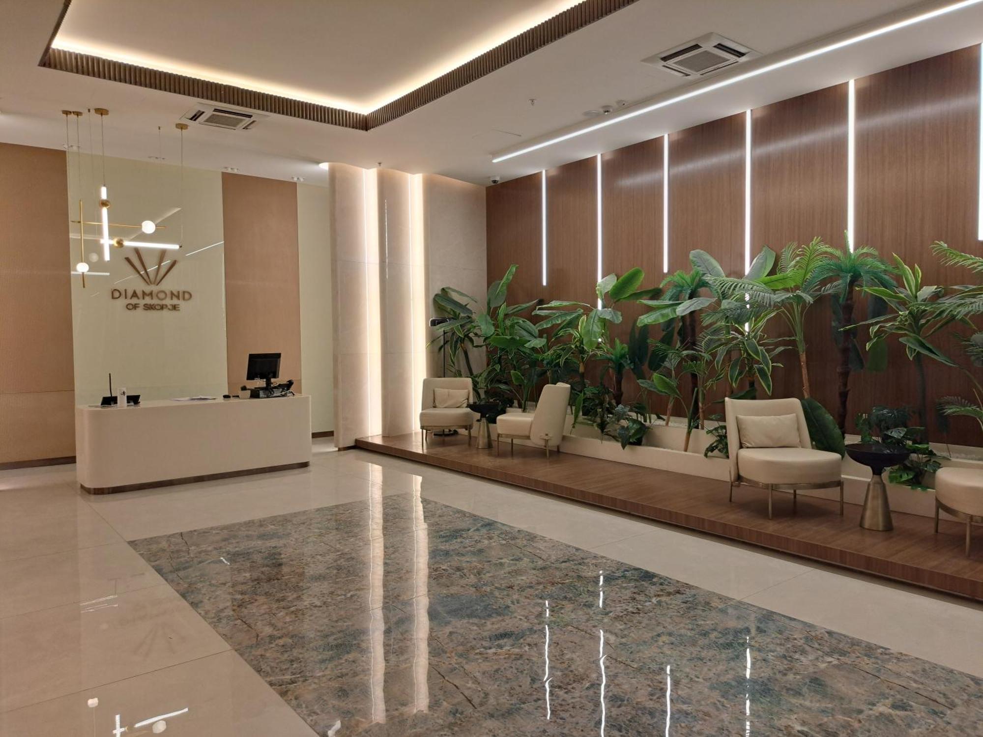 Anika Luxury Apartment At Diamond Center Skopje Exterior photo