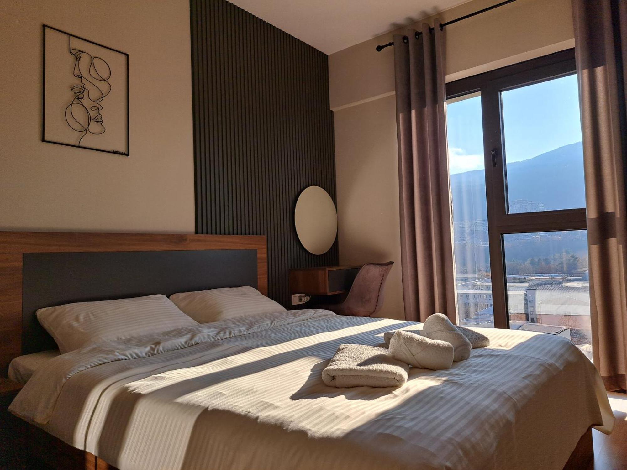 Anika Luxury Apartment At Diamond Center Skopje Exterior photo
